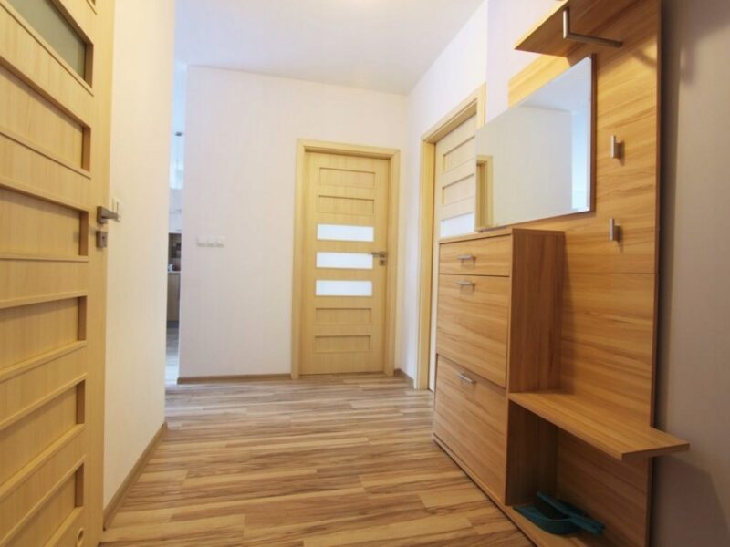 Piso en alquiler - Distrito Fuencarral-El Pardo. Madrid Capital 700€